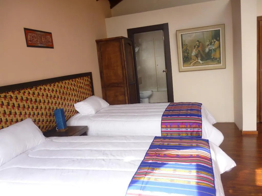 Hospedaje Tanpu Quito 3*,  Ecuador