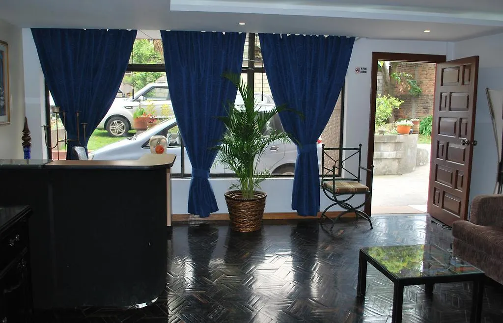 Hospedaje Tanpu Quito Konukevi