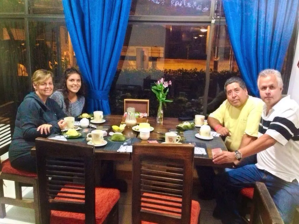 *** Konukevi Hospedaje Tanpu Quito Ekvador